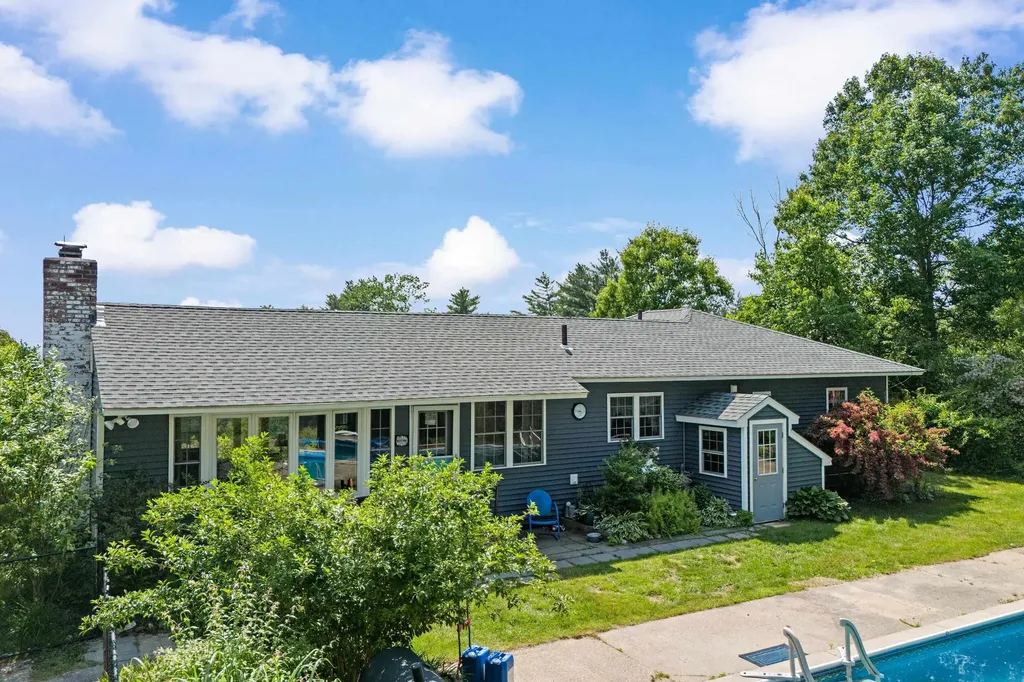 110 Pattee Hill Road Goffstown NH 03045