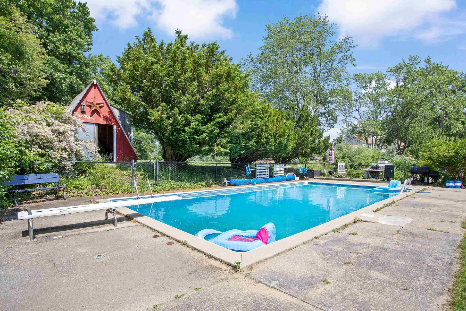 110 Pattee Hill Road Goffstown NH 03045