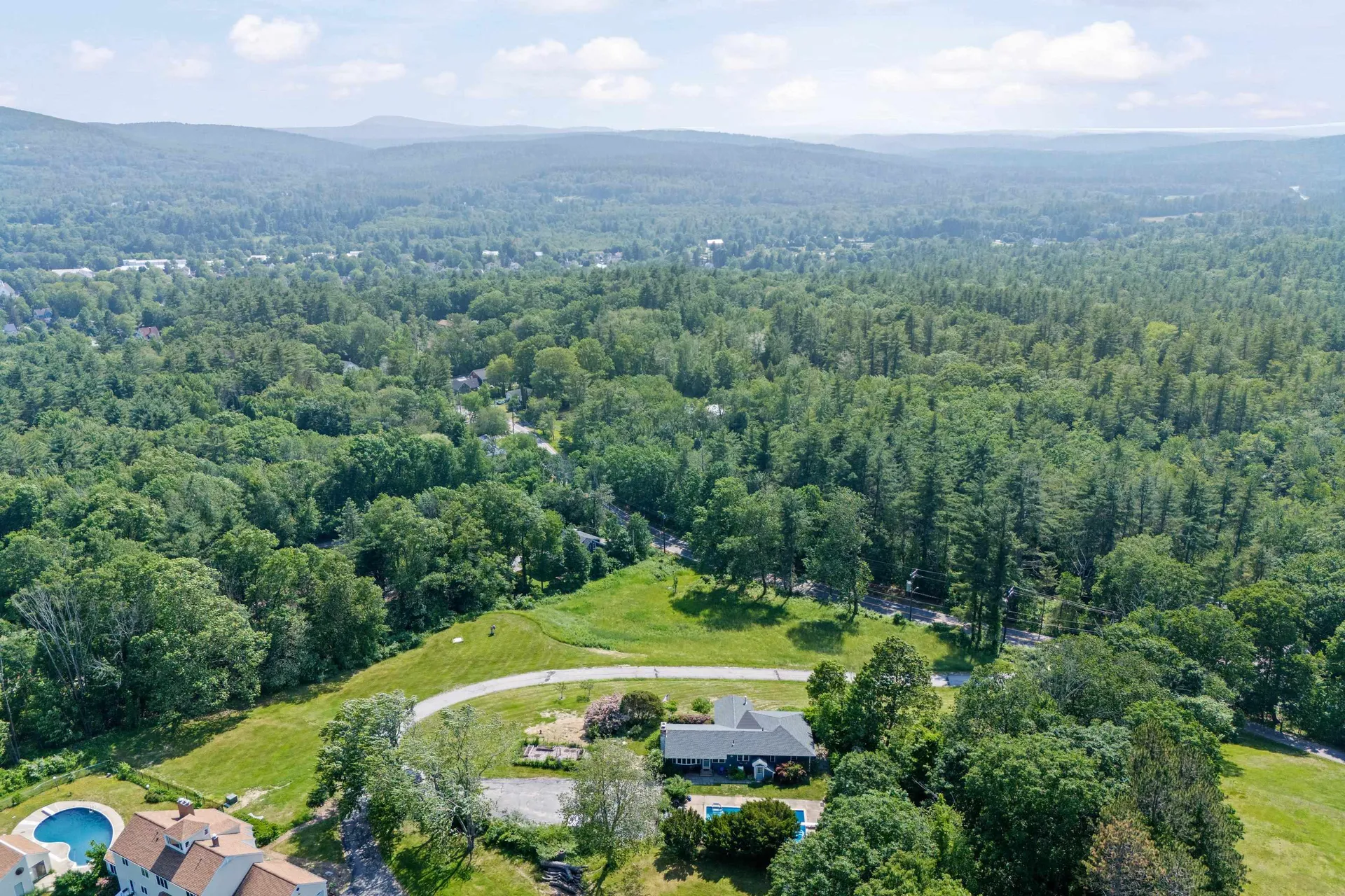 110 Pattee Hill Road Goffstown NH 03045