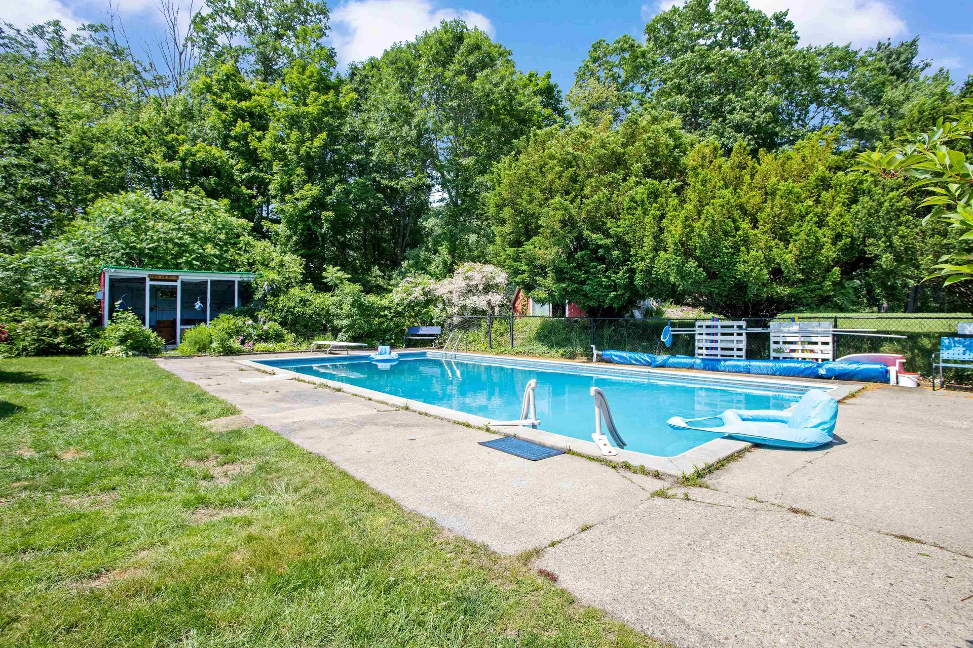 110 Pattee Hill Road Goffstown NH 03045