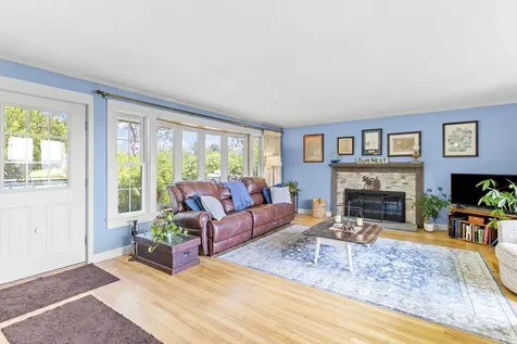 110 Pattee Hill Road Goffstown NH 03045