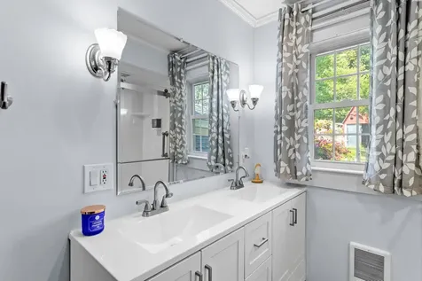 110 Pattee Hill Road Goffstown NH 03045