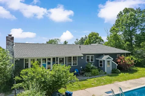 110 Pattee Hill Road Goffstown NH 03045