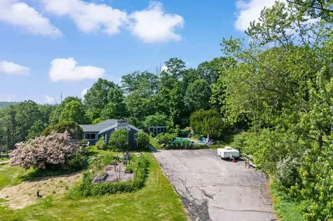 110 Pattee Hill Road Goffstown NH 03045