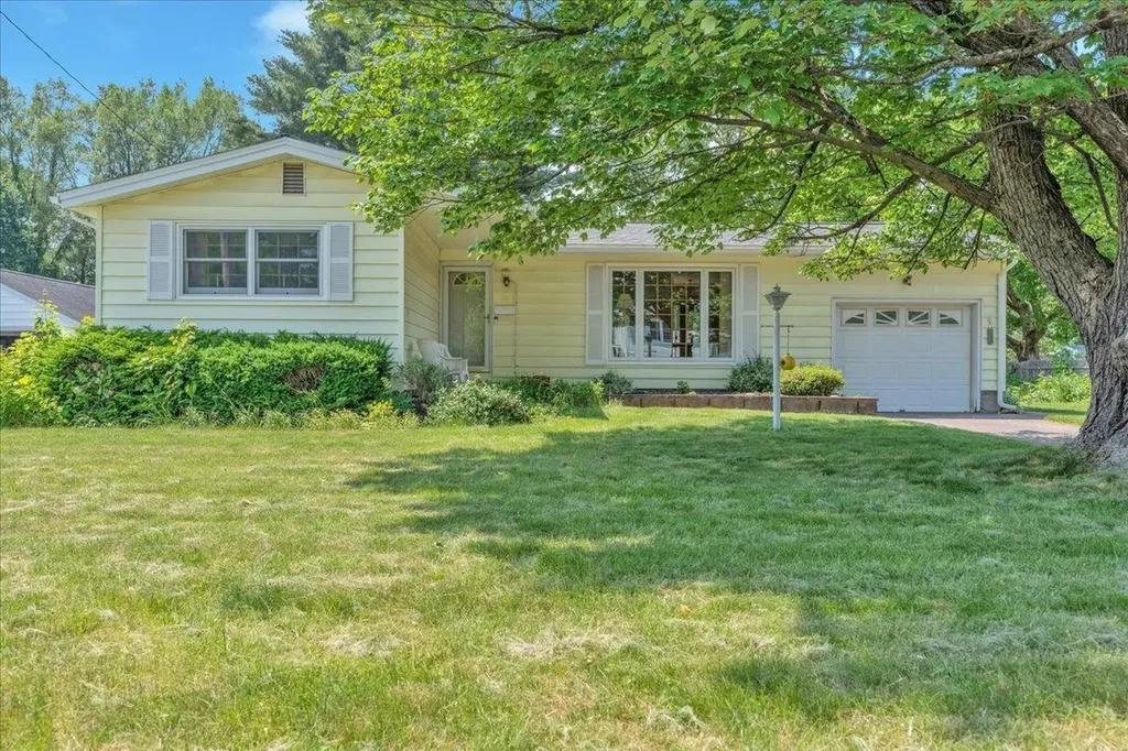 90 Logwood Street South Burlington VT 05403