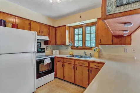 90 Logwood Street South Burlington VT 05403
