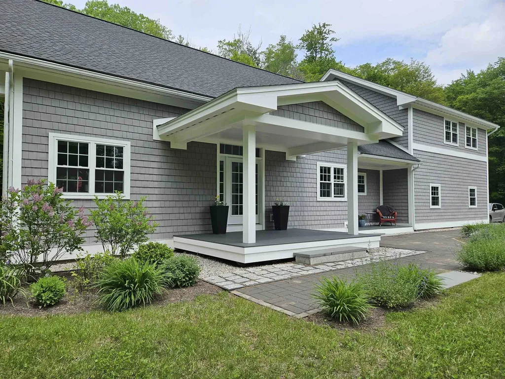 19 Crystal Lake Road Enfield NH 03748