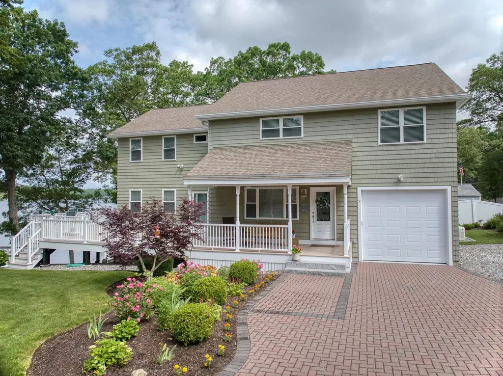 9 Blake Road Salem NH 03079