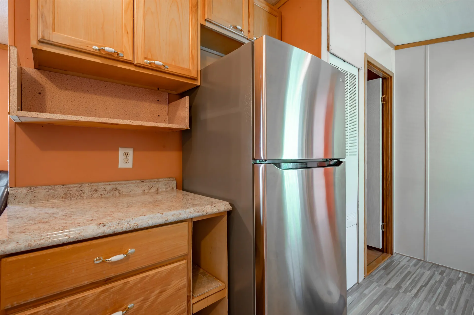 139 Rockingham Road Derry NH 03038