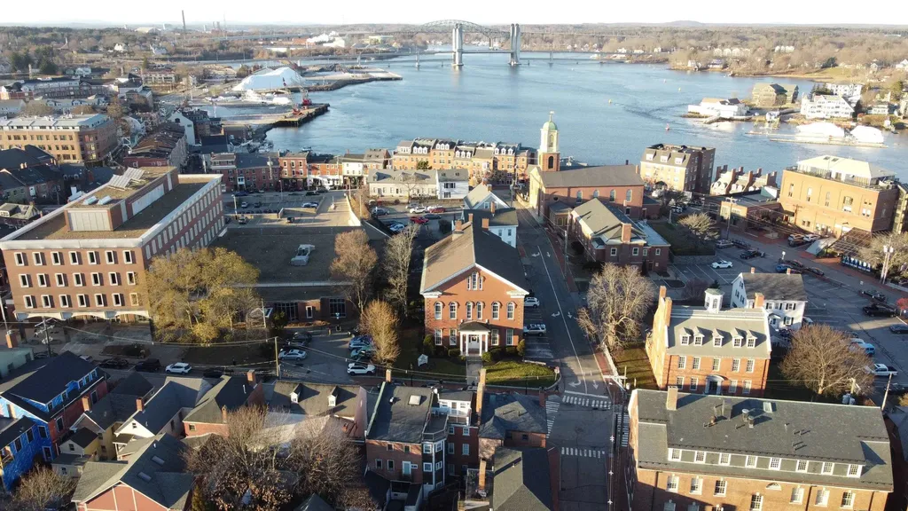 126 Daniel Street Portsmouth NH 03801