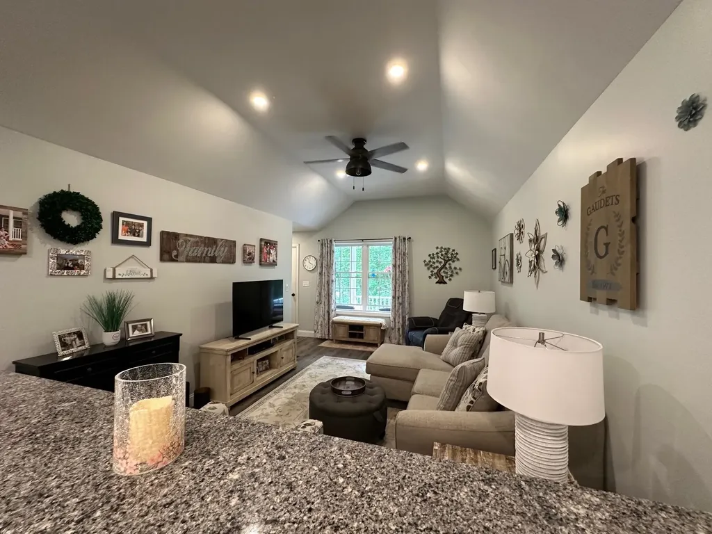 326 Dublin Road Jaffrey NH 03452