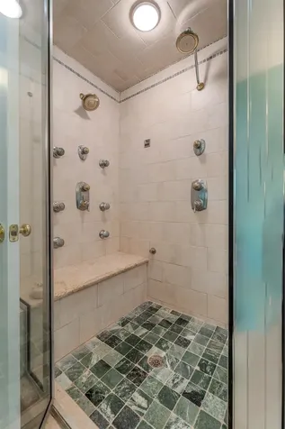 8 Nicholas Way Seabrook NH 03874