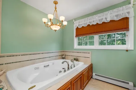 8 Nicholas Way Seabrook NH 03874