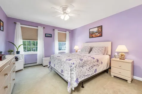 8 Nicholas Way Seabrook NH 03874