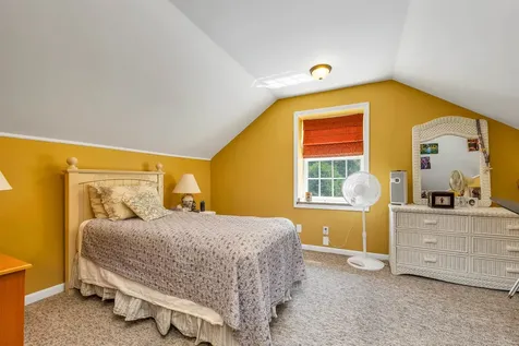 8 Nicholas Way Seabrook NH 03874