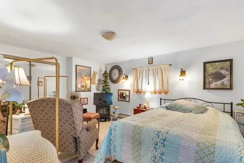 8 Nicholas Way Seabrook NH 03874