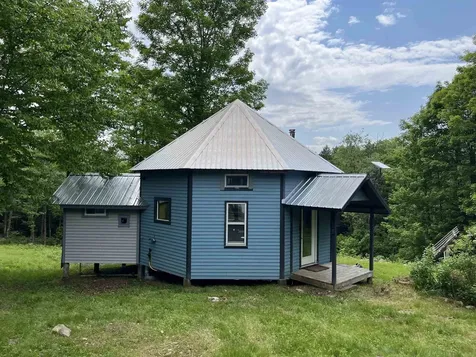 2577 Center Pond Road Newark VT 05871