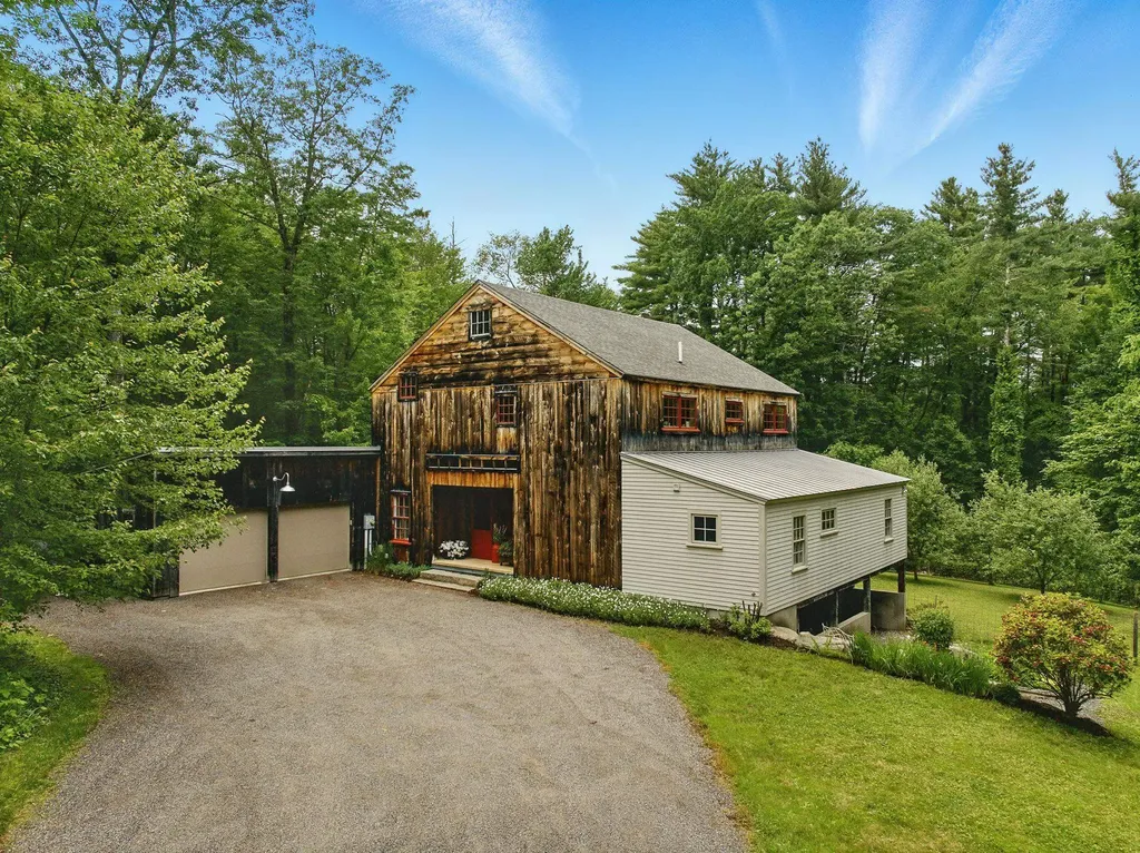 130a Amherst Street Amherst NH 03031