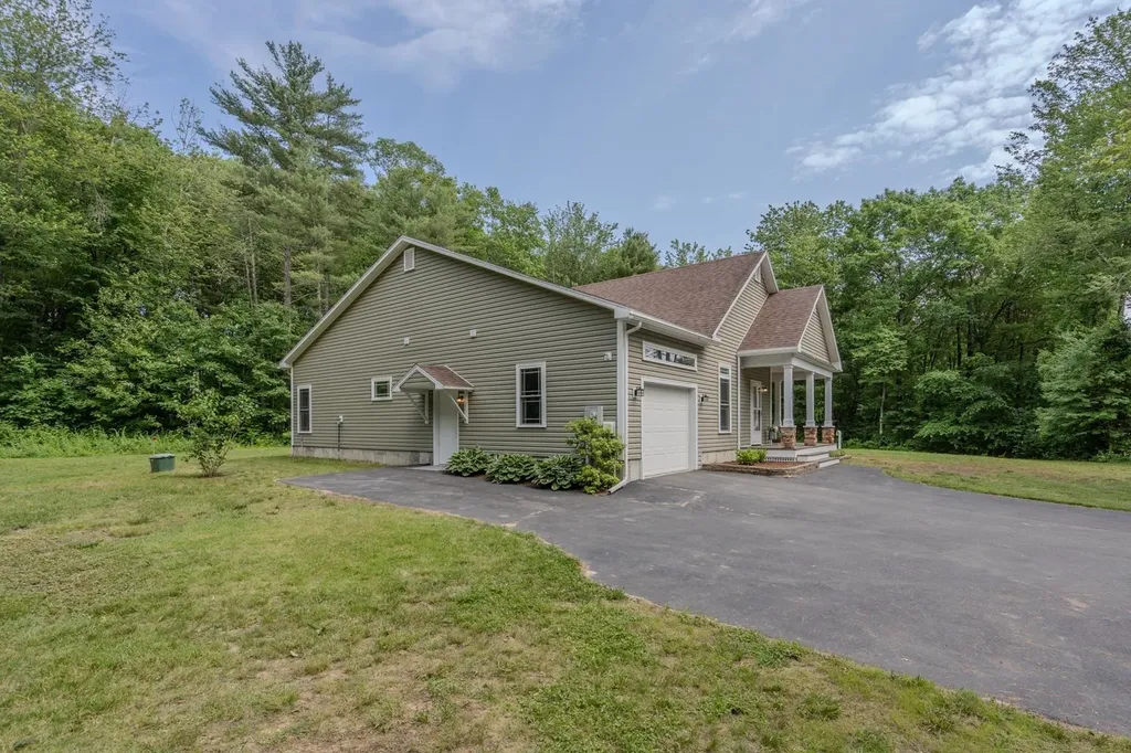 308 Pickering Road Rochester NH 03867