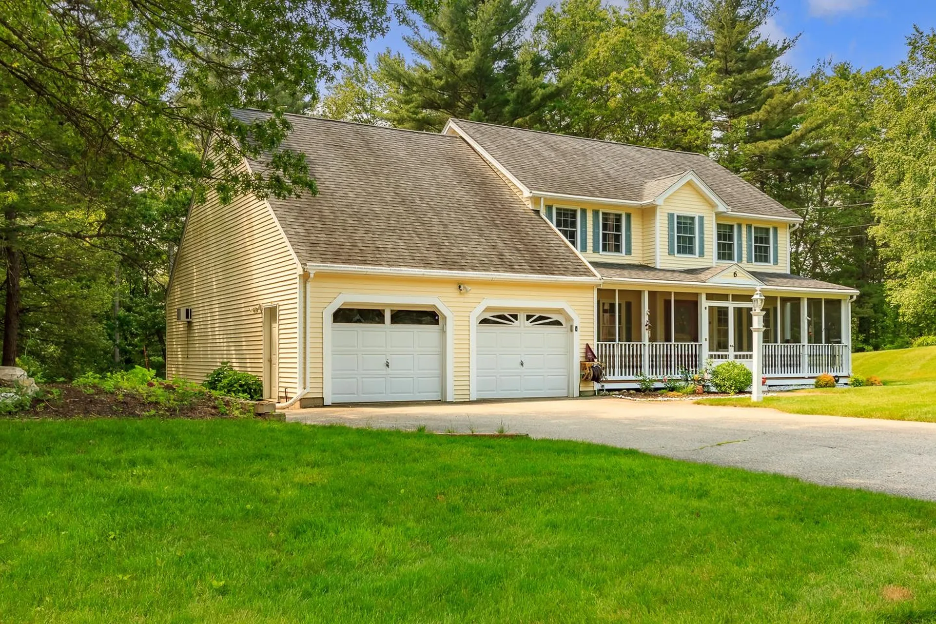 6 Buttonbush Lane Litchfield NH 03052