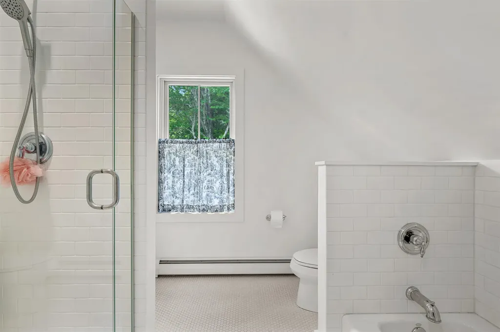 93 Highland Drive Warren VT 05674