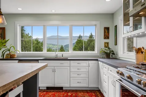 93 Highland Drive Warren VT 05674