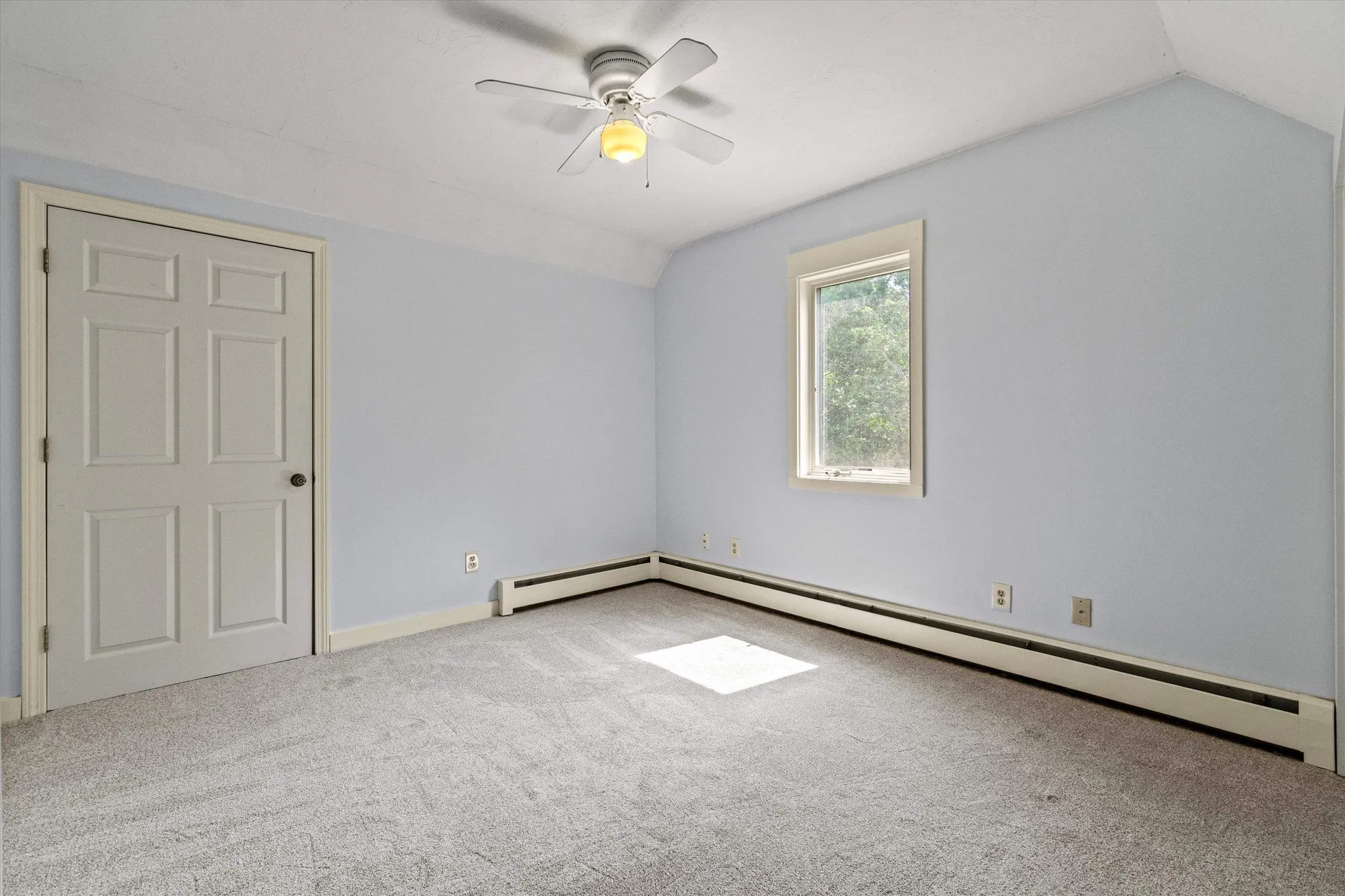 592 Old Bristol Road New Hampton NH 03256