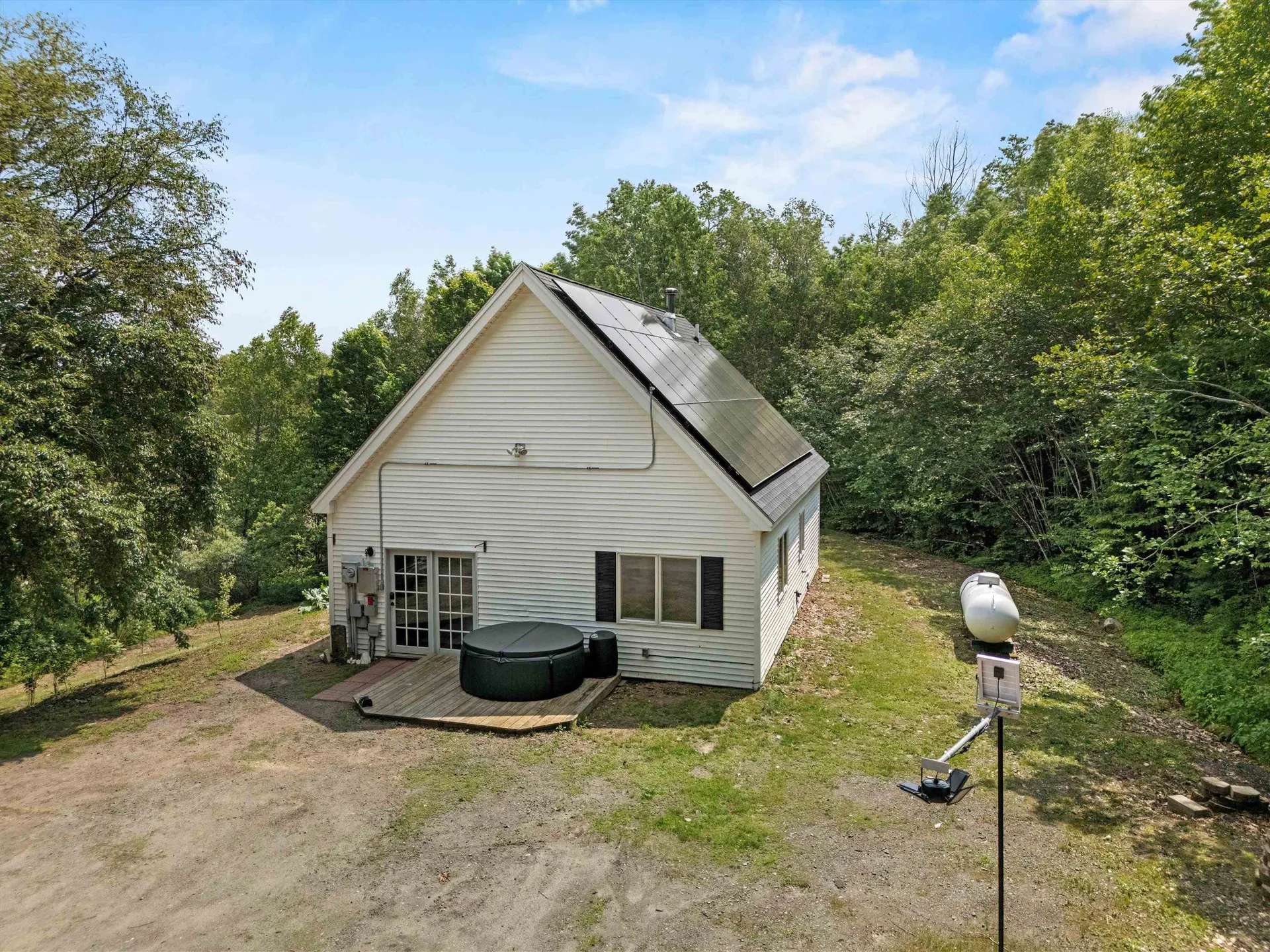 592 Old Bristol Road New Hampton NH 03256