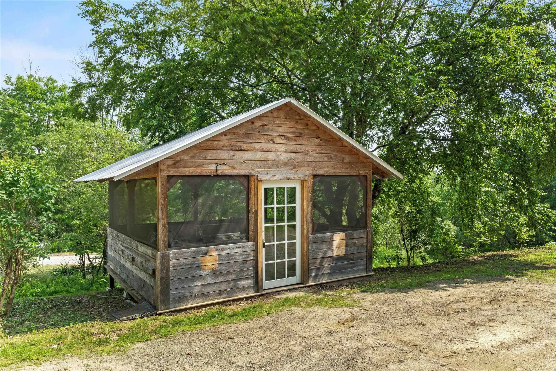 592 Old Bristol Road New Hampton NH 03256