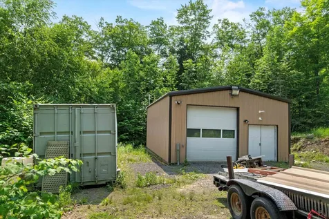 592 Old Bristol Road New Hampton NH 03256