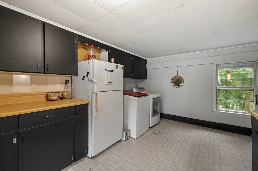 172 Cilleyville Road Andover NH 03216