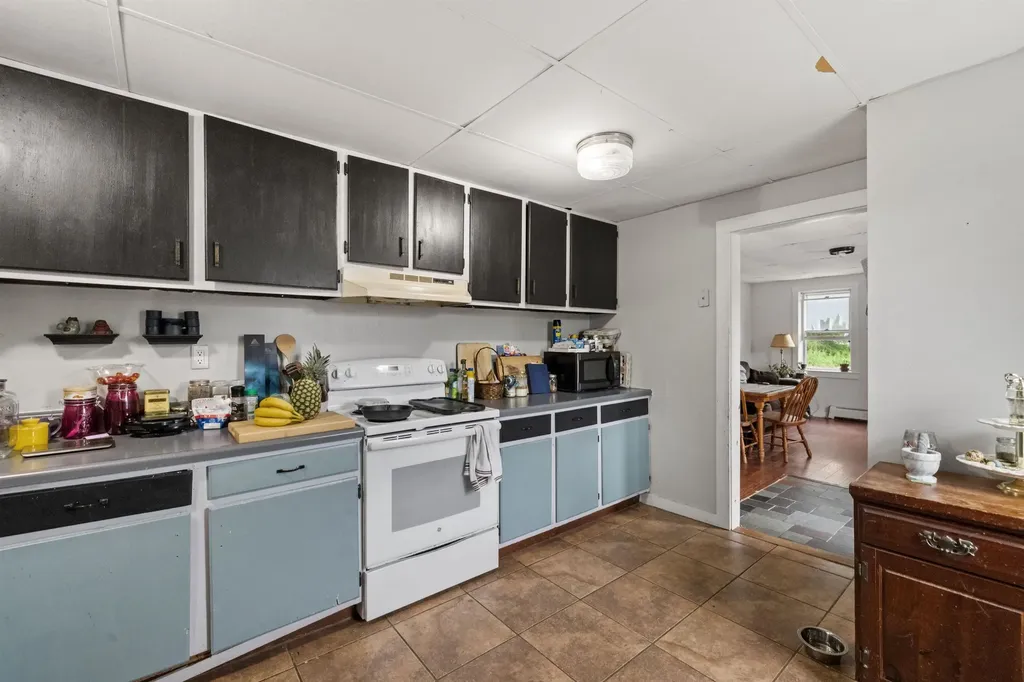 172 Cilleyville Road Andover NH 03216
