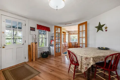 28 Potato Island Holderness NH 03245