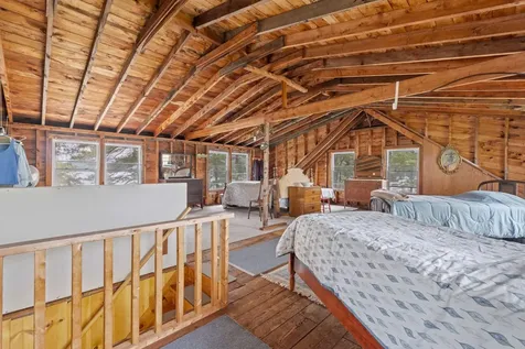 28 Potato Island Holderness NH 03245