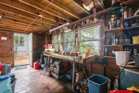 28 Potato Island Holderness NH 03245