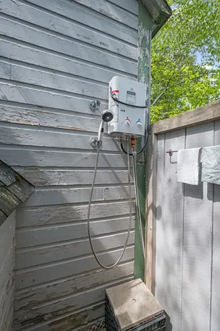 28 Potato Island Holderness NH 03245