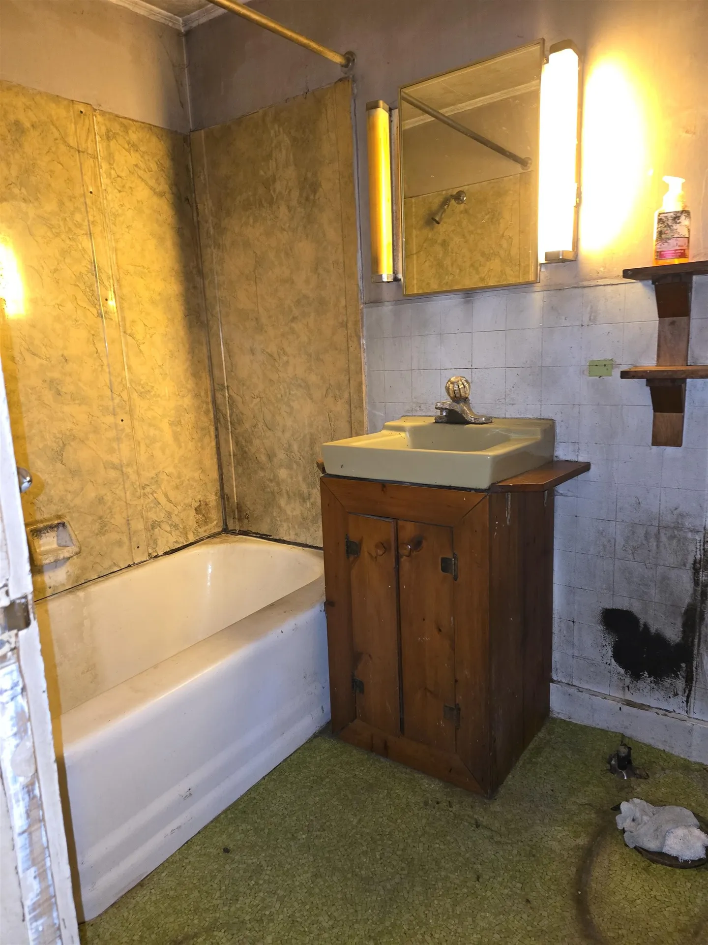 17 Old Newport Road Claremont NH 03743