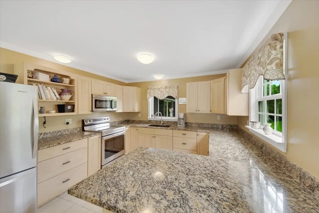 236 Lefebvre Lane Williston VT 05495