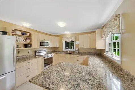 236 Lefebvre Lane Williston VT 05495