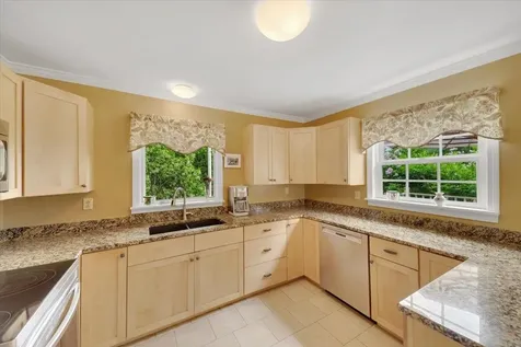 236 Lefebvre Lane Williston VT 05495