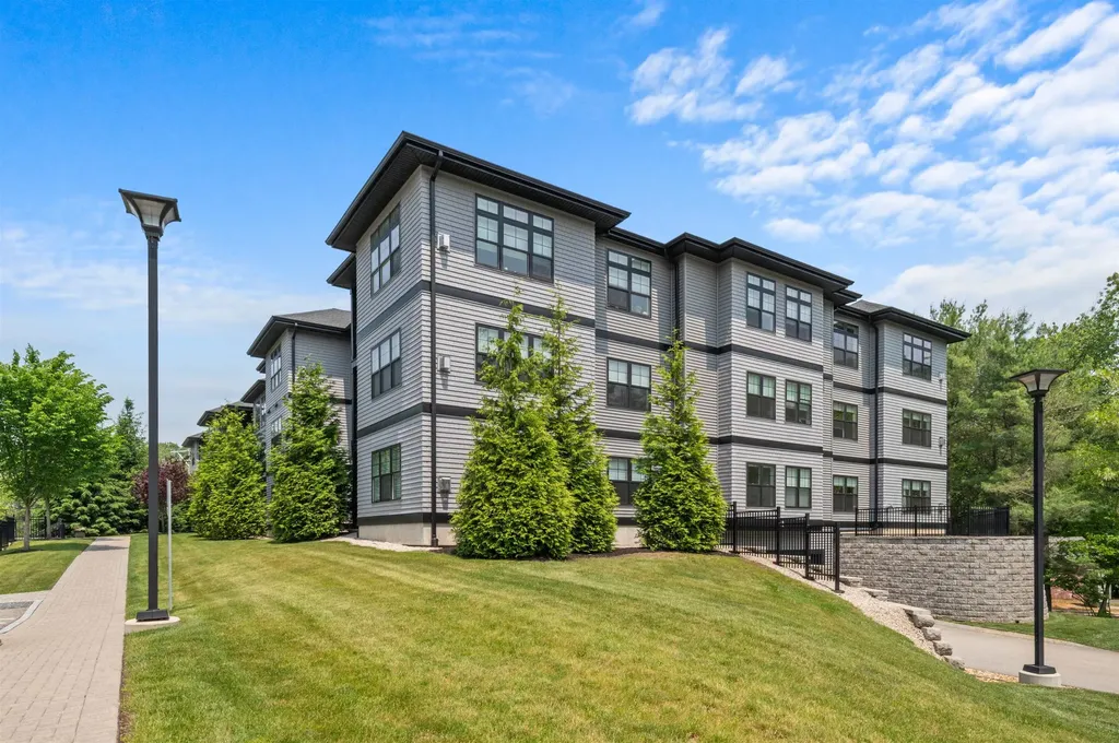 2075 Lafayette Road Portsmouth NH 03801