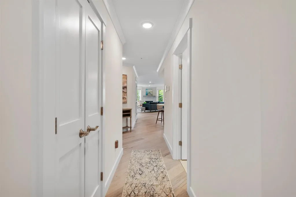 2075 Lafayette Road Portsmouth NH 03801