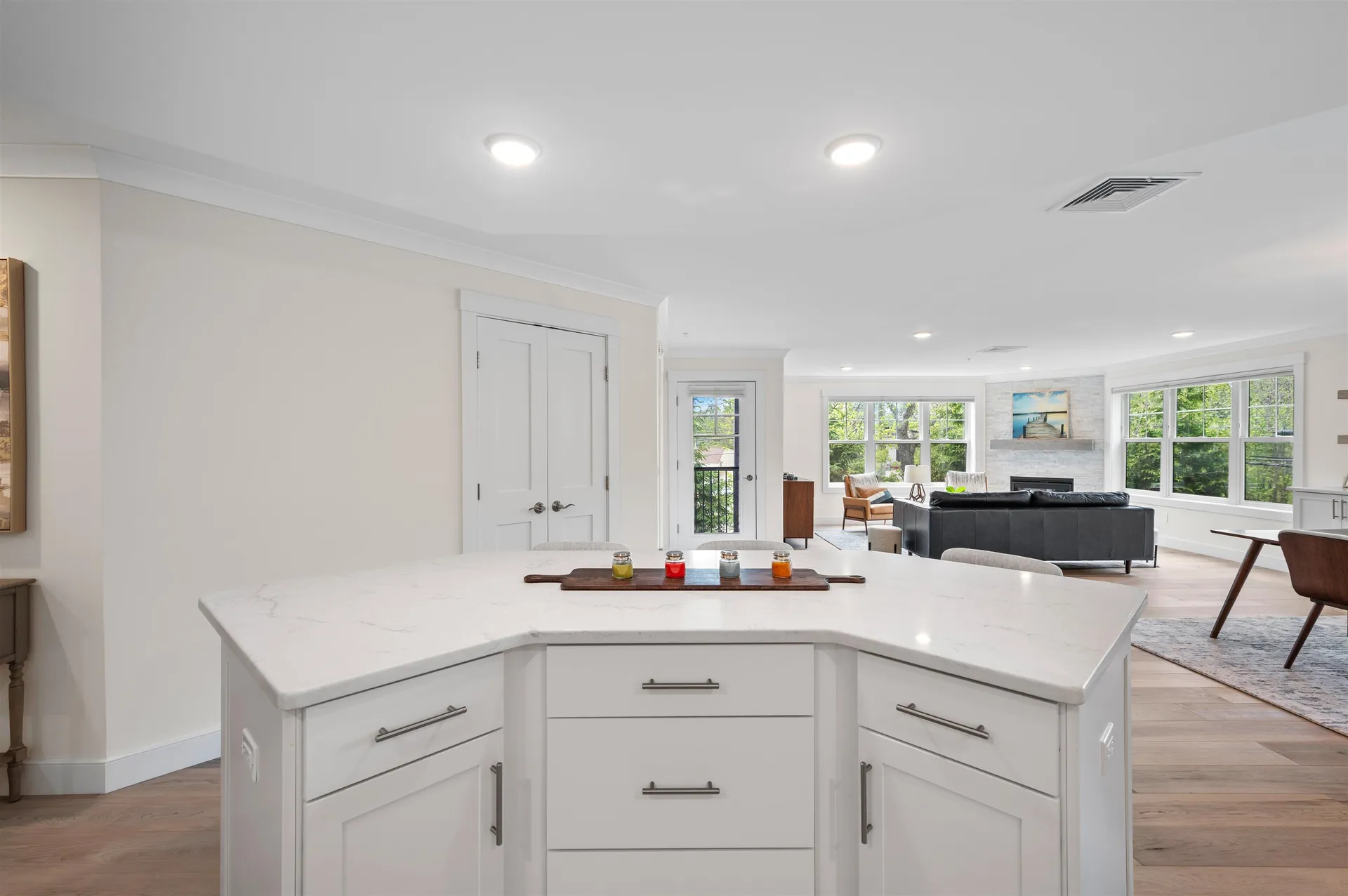 2075 Lafayette Road Portsmouth NH 03801