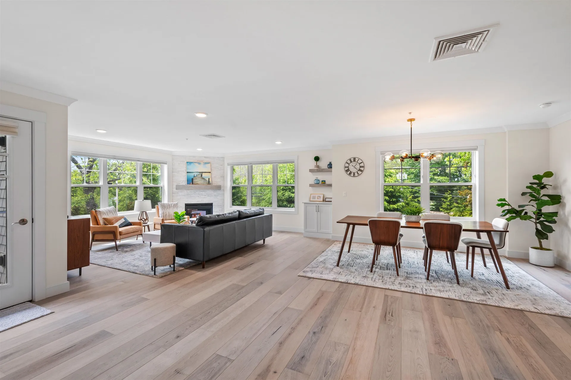 2075 Lafayette Road Portsmouth NH 03801