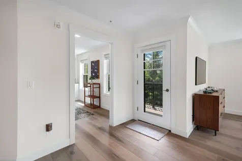 2075 Lafayette Road Portsmouth NH 03801