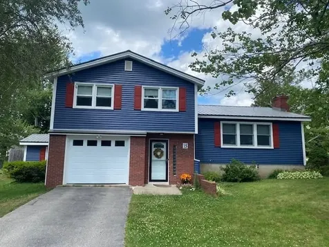 15 Vernon Avenue Rochester NH 03867