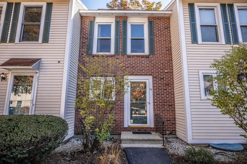19 Shelburne Road Merrimack NH 03054