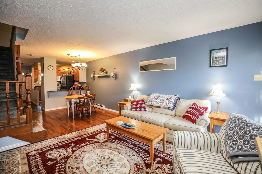 19 Shelburne Road Merrimack NH 03054