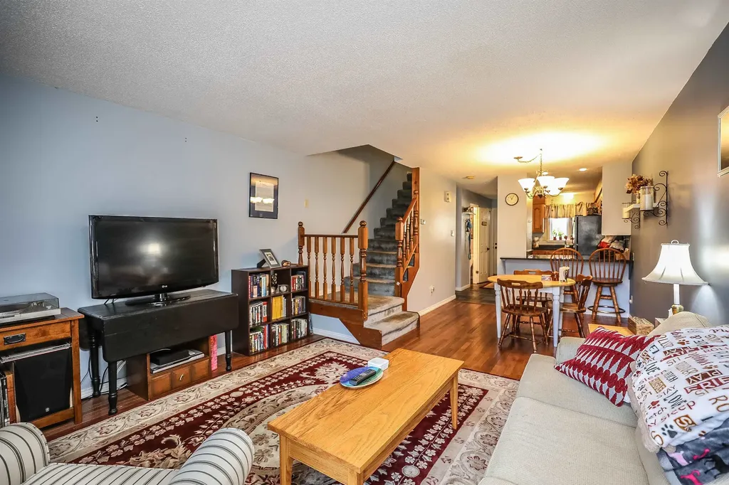 19 Shelburne Road Merrimack NH 03054