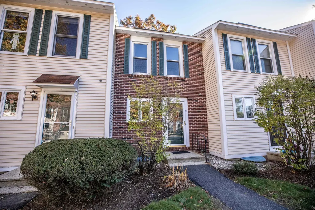 19 Shelburne Road Merrimack NH 03054